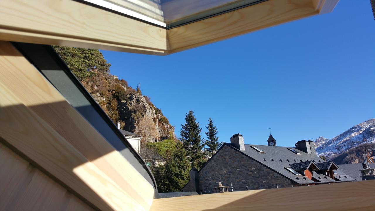 Apartamentos Casa Patro Tramacastilla de Tena Luaran gambar